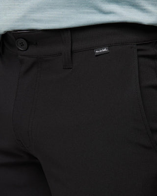 Wanderlust Short 9in