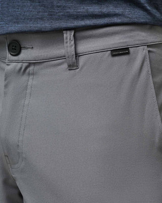 Wanderlust Short 9in